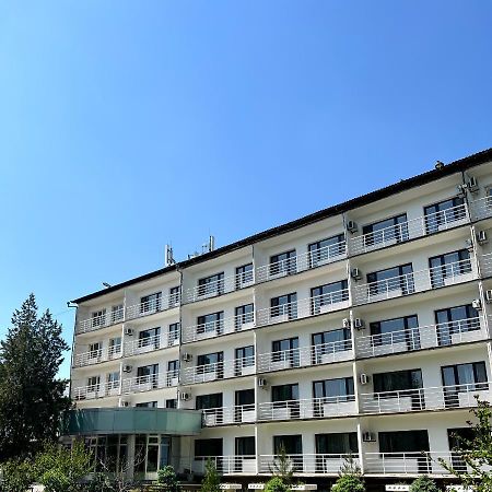 Tourist Hotel Shymkent Ngoại thất bức ảnh
