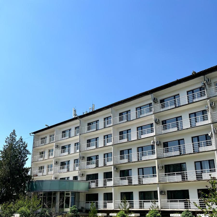 Tourist Hotel Shymkent Ngoại thất bức ảnh