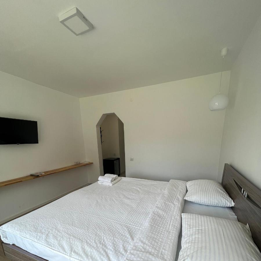 Tourist Hotel Shymkent Ngoại thất bức ảnh